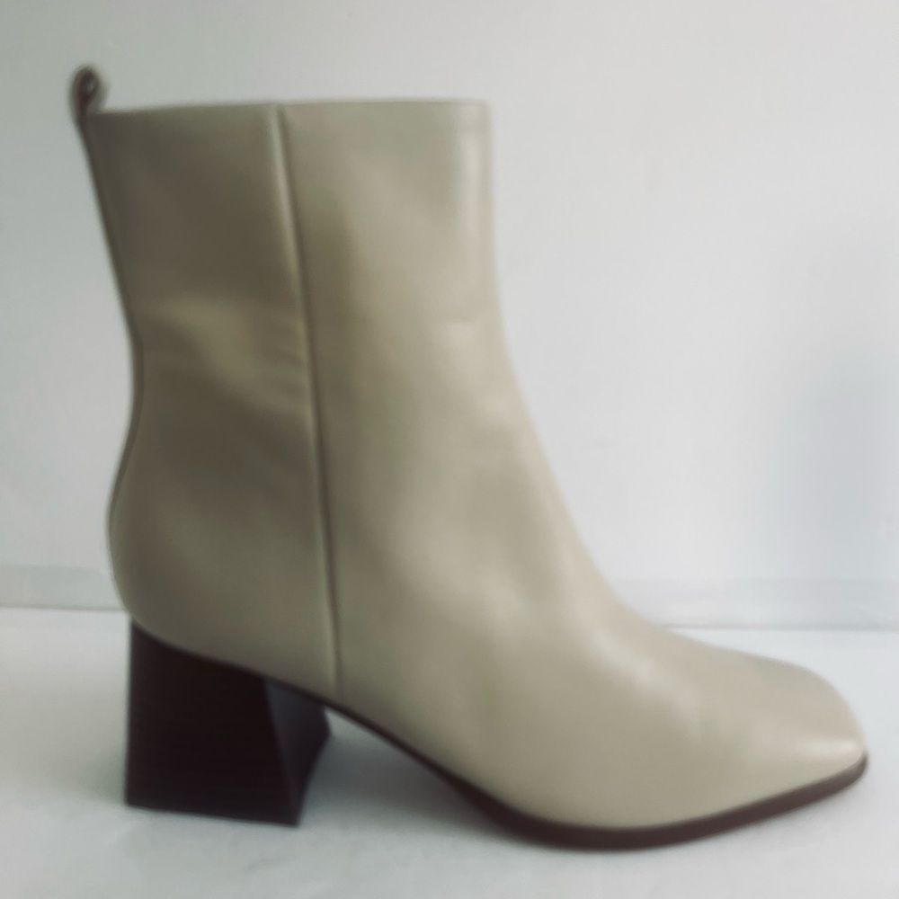 Marc Fisher Floria Cream LEATHER Ankle Bootie Stacked Block Heel Size 11 NEW - Picture 9 of 13